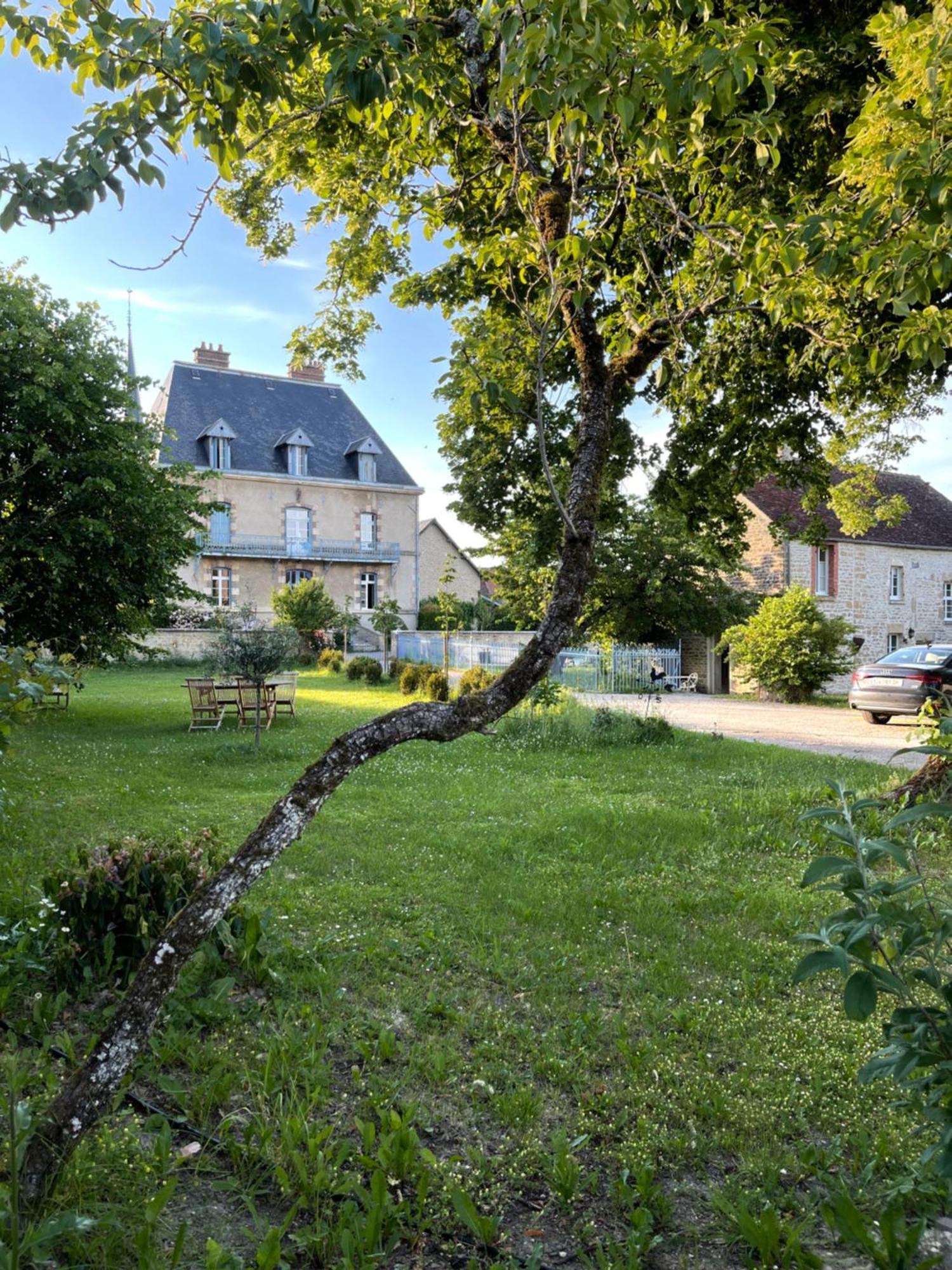 La Closerie de Gigny Maison de Charme avec Piscine Extérieur photo